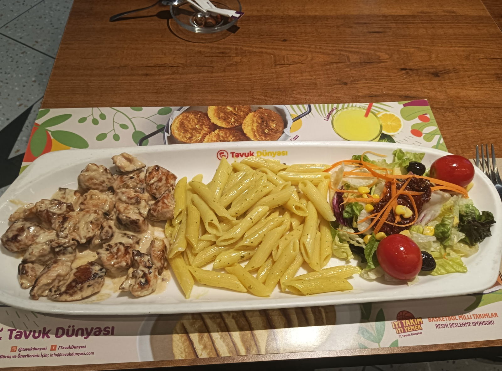 Tavuk Dünyası Sinpaş Metrolife