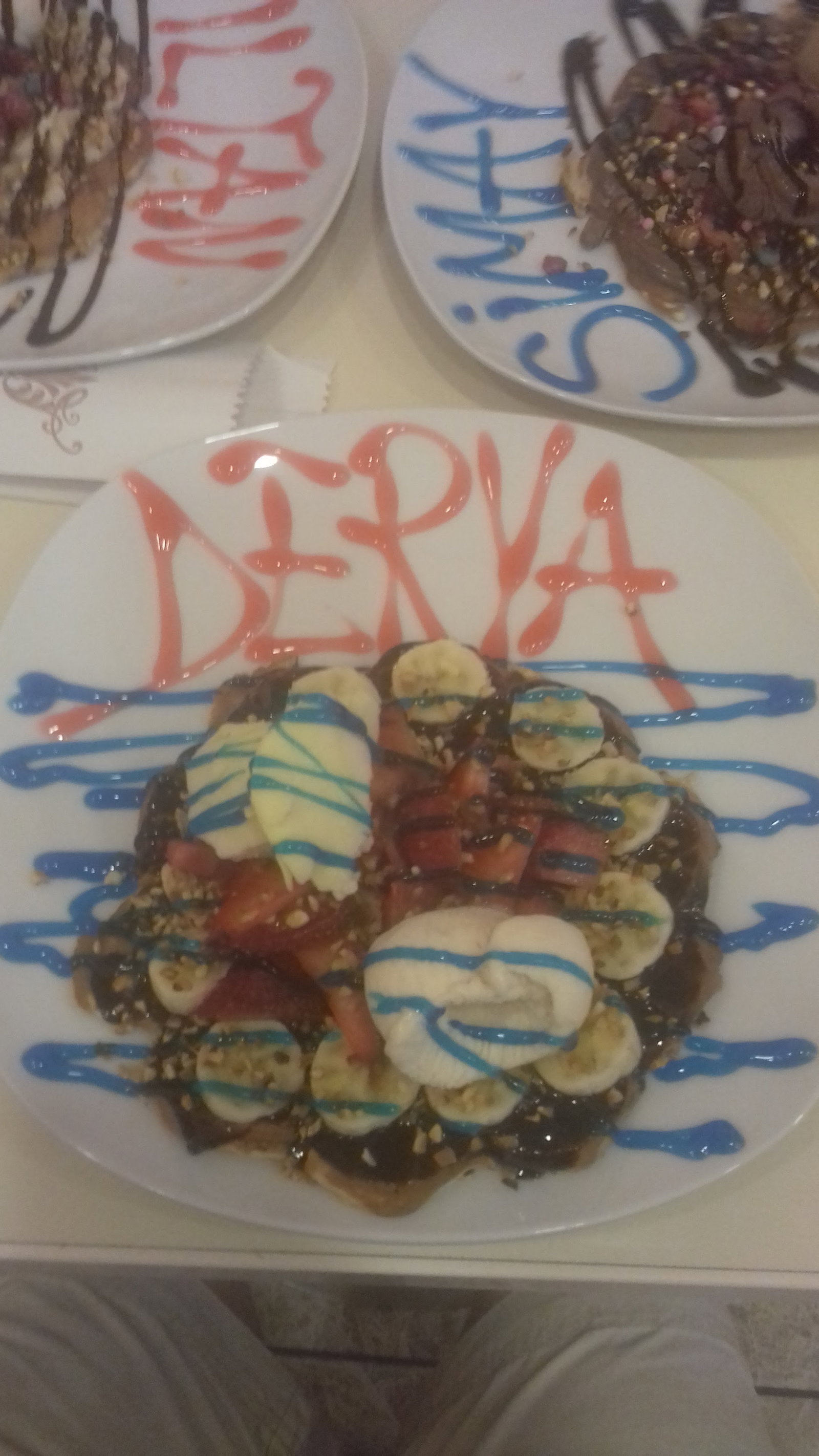 Sosyete35Waffle & Dondurma & Çiğköfte