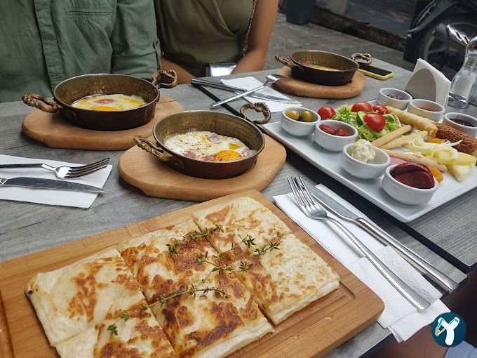 Lades Menemen