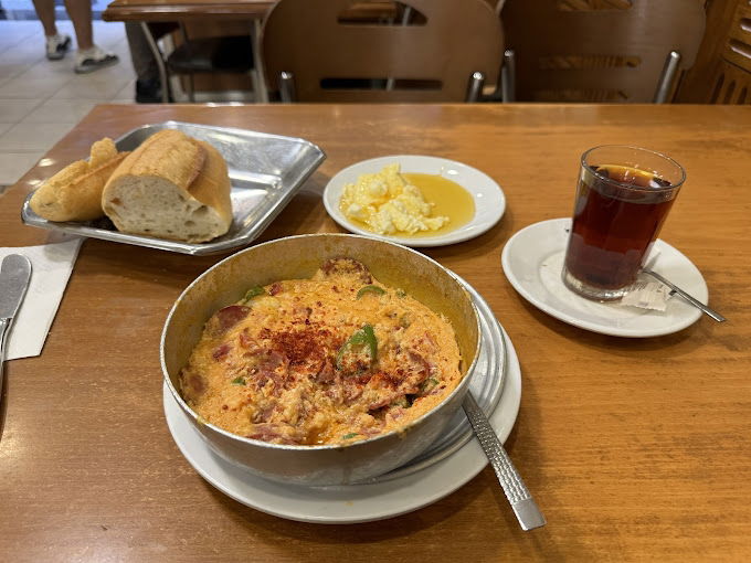 Lades Menemen