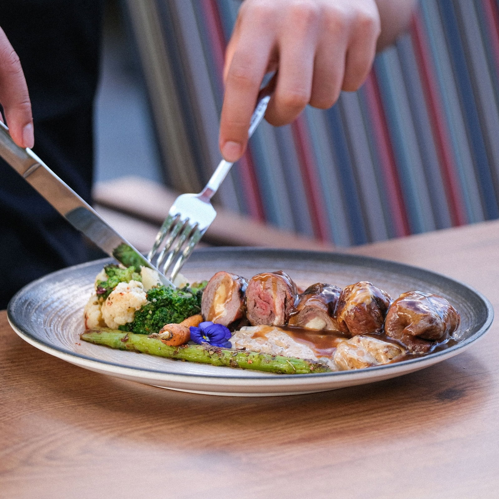 Zeytin Cafe Restaurant Kahvaltı Mangal