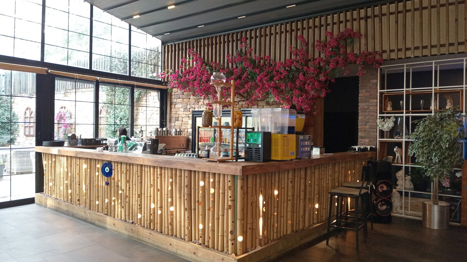 Zeytin Cafe Restaurant Kahvaltı Mangal