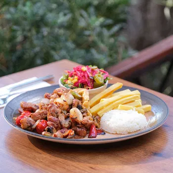 Zeytin Cafe Restaurant Kahvaltı Mangal resimleri