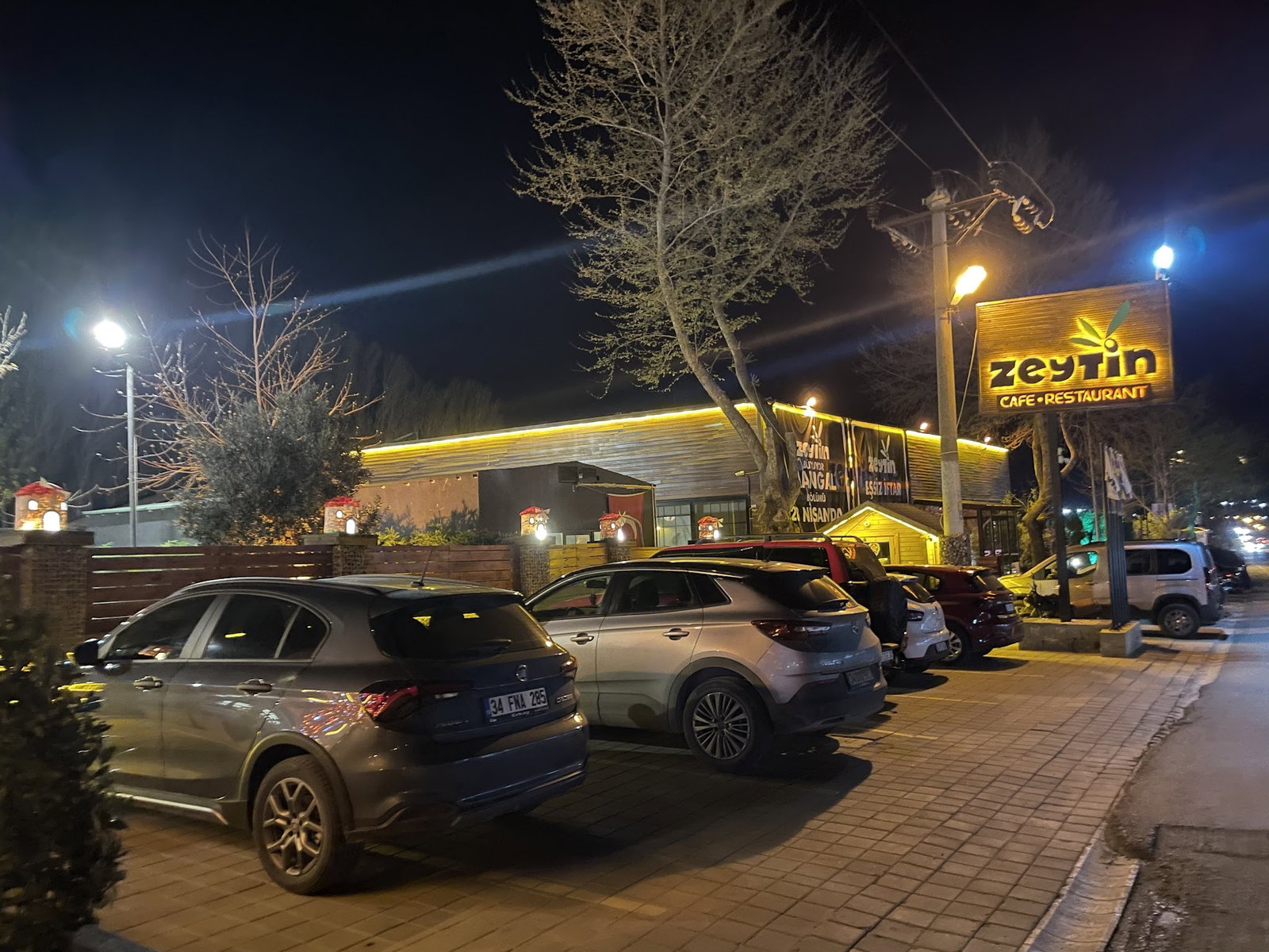 Zeytin Cafe Restaurant Kahvaltı Mangal