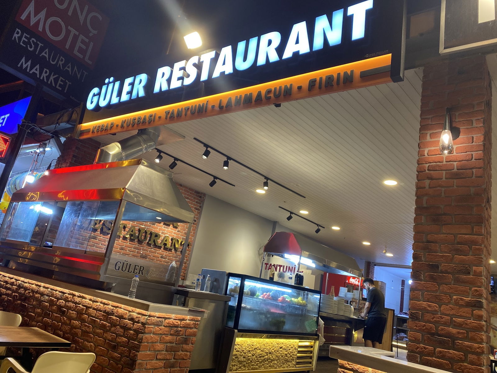 Güler Restaurant