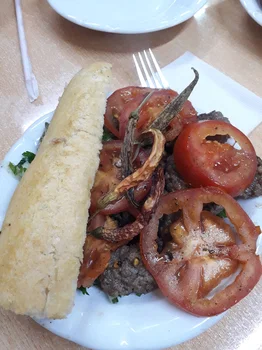 Meshur Mugla Koftecisi Zafer'In Yeri resimleri