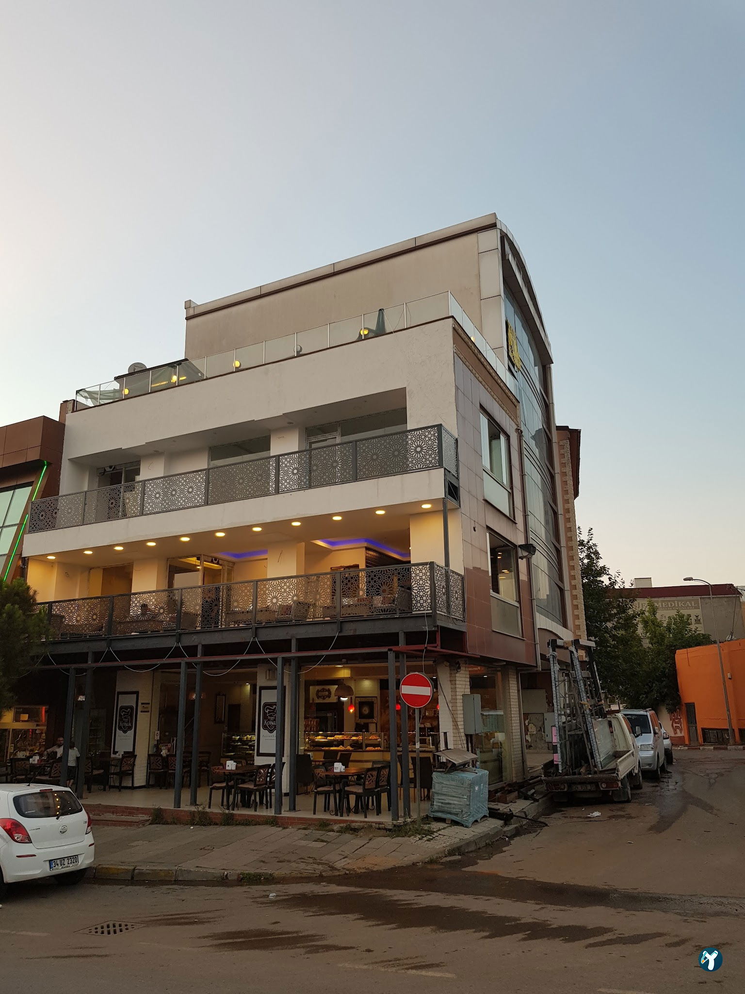 Beyaz Konak
