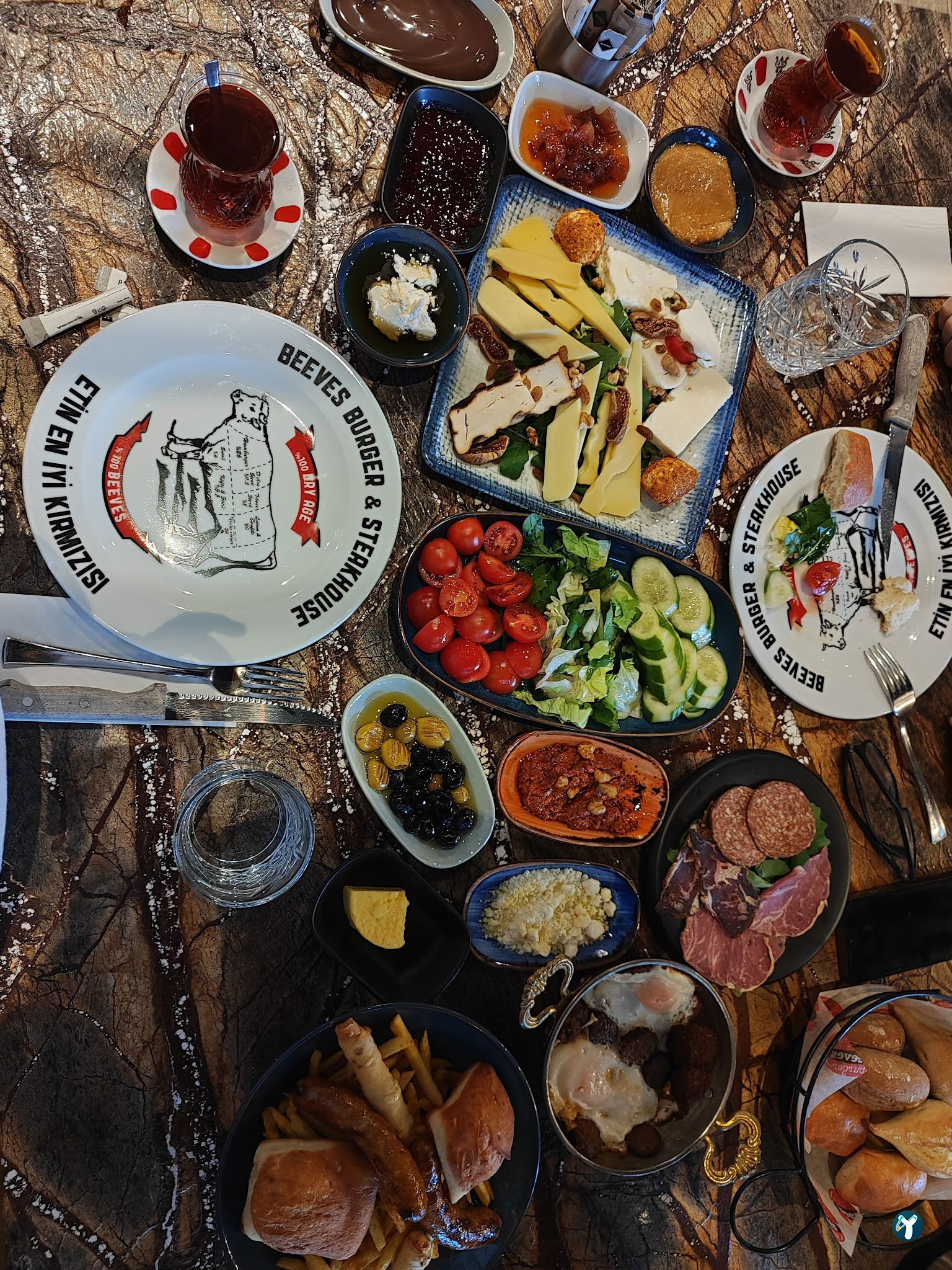 Beeves Grill & Brasserie