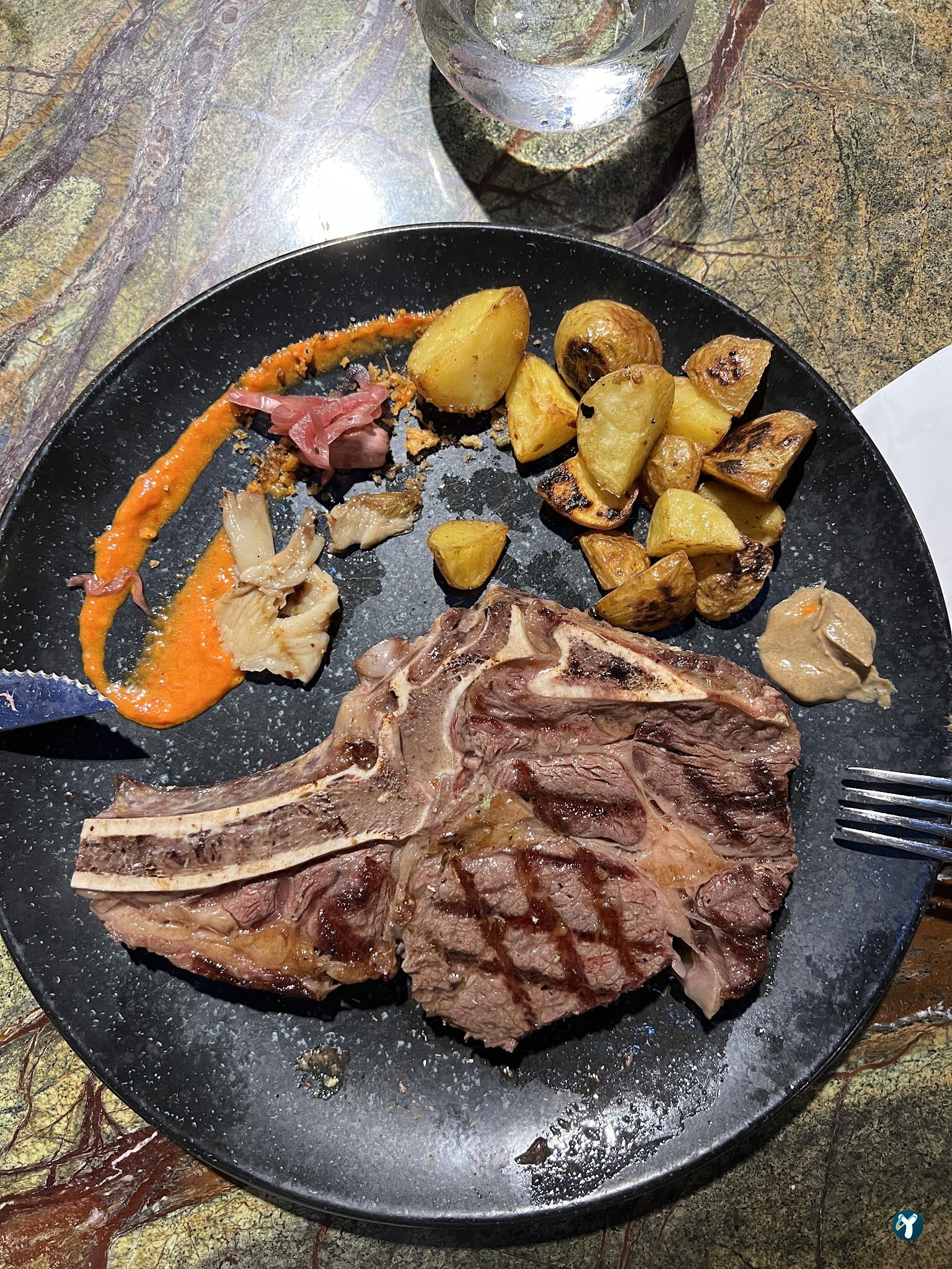 Beeves Grill & Brasserie