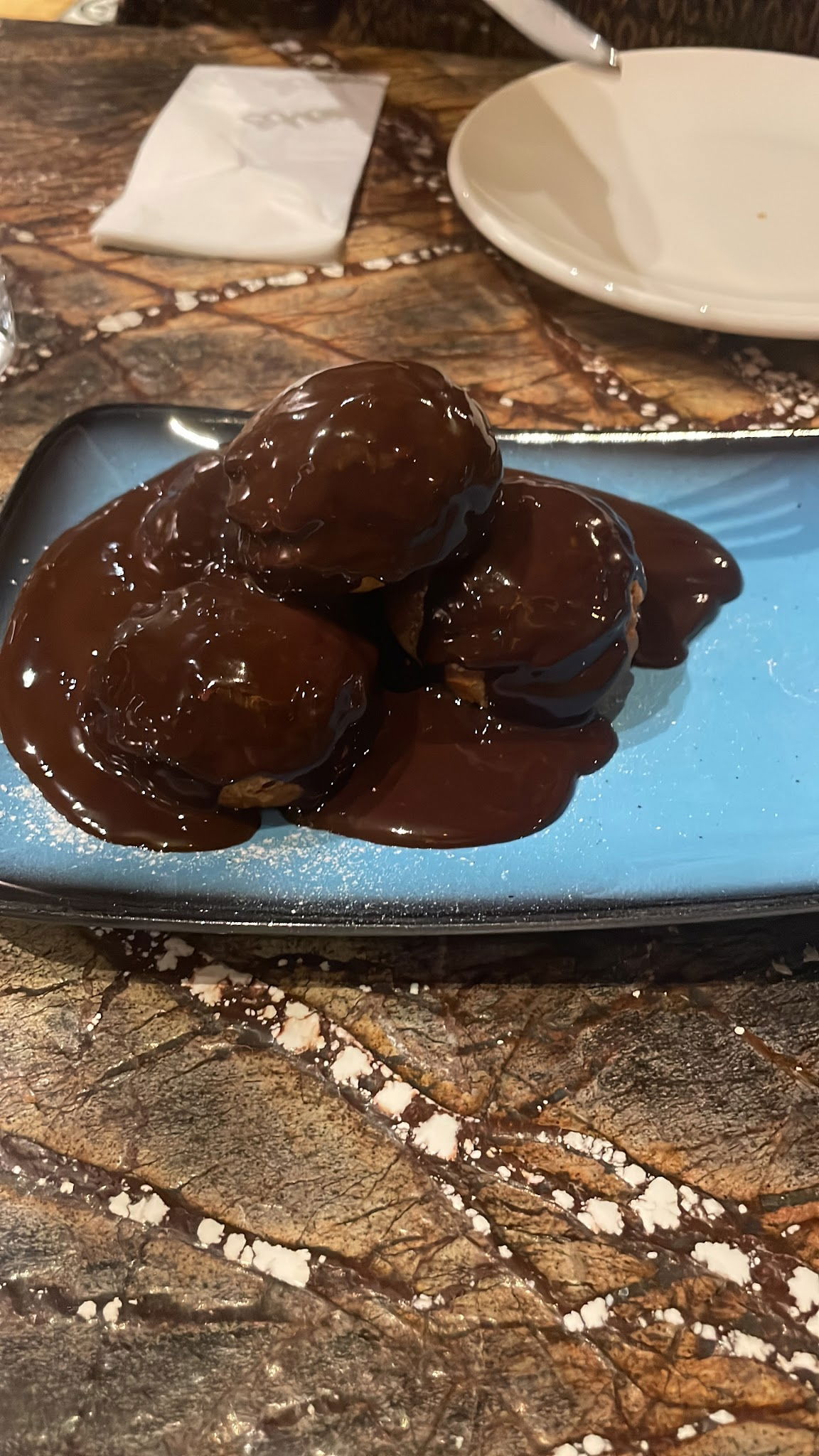 Beeves Grill & Brasserie