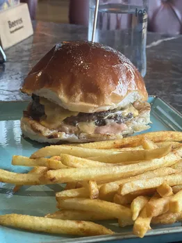 Beeves Grill & Brasserie resimleri