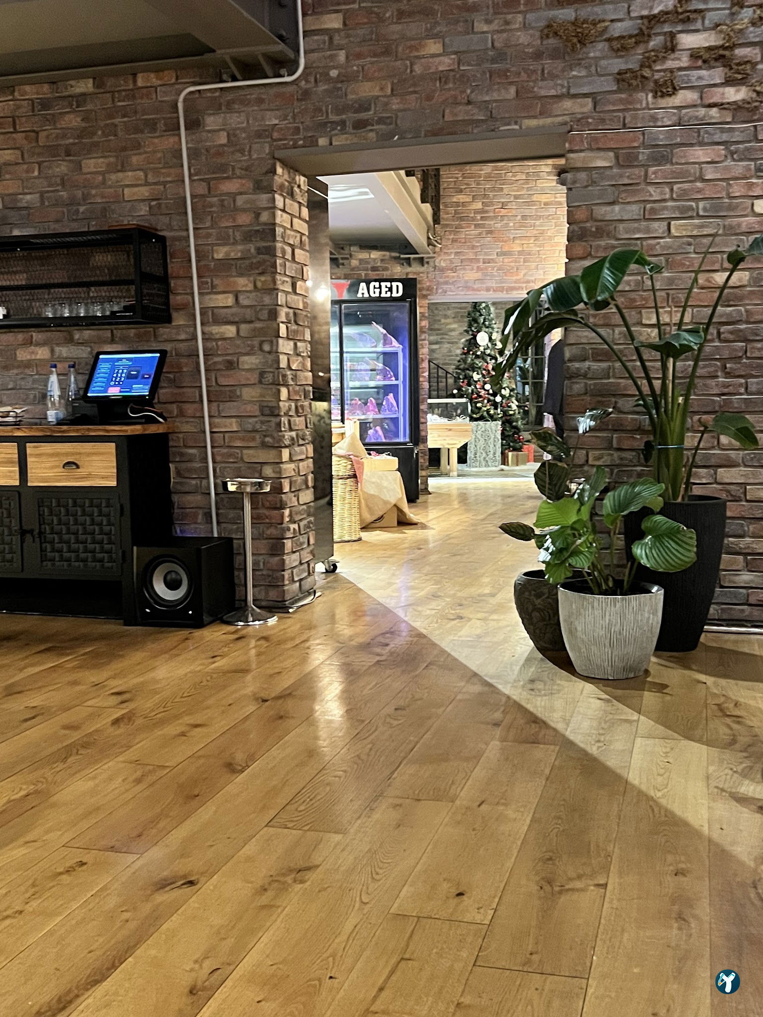 Beeves Grill & Brasserie