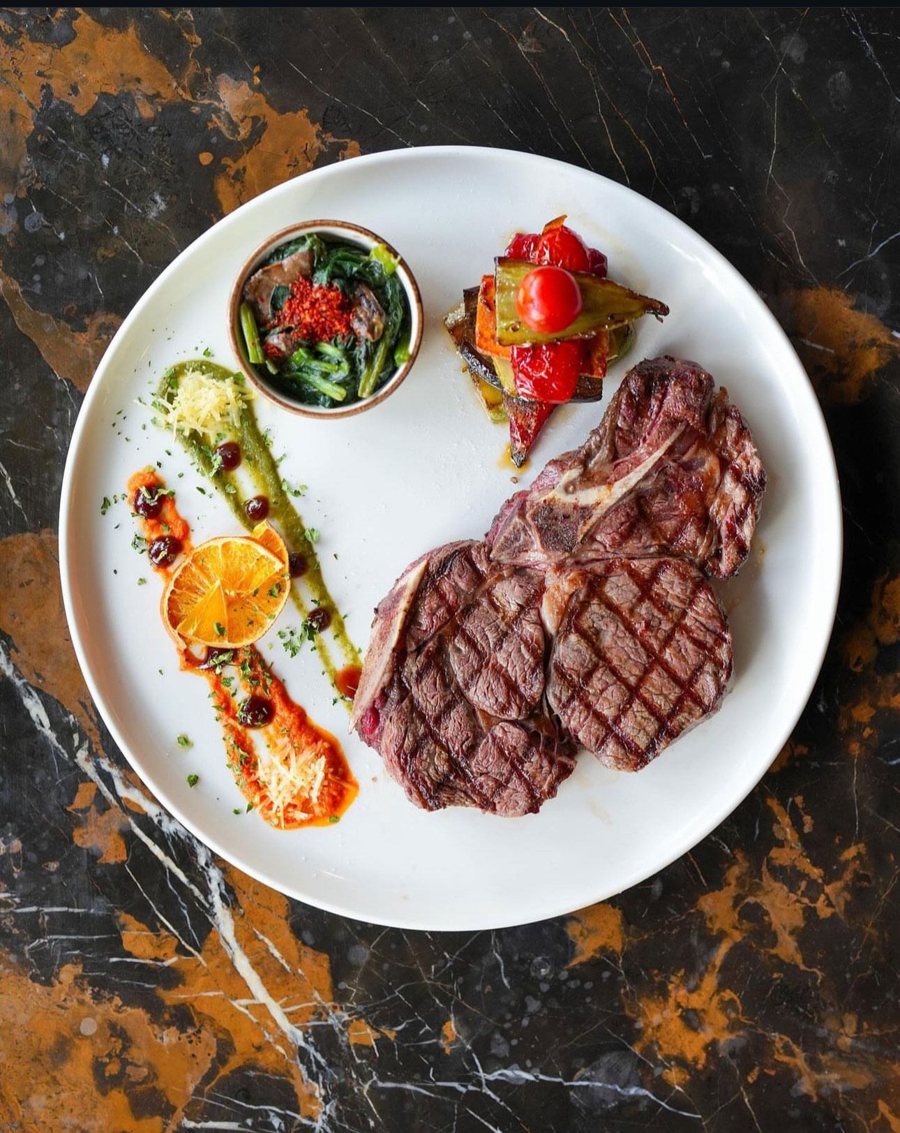 Beeves Grill & Brasserie