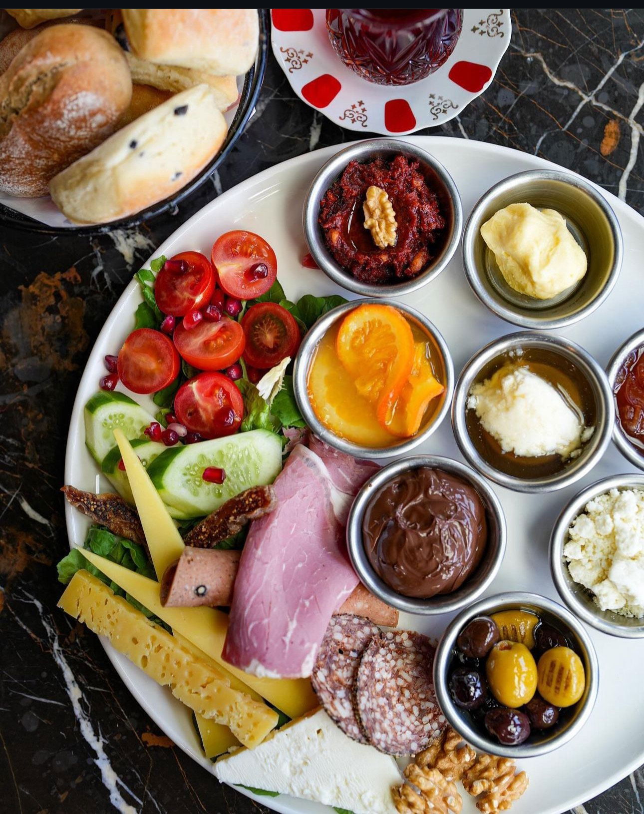 Beeves Grill & Brasserie