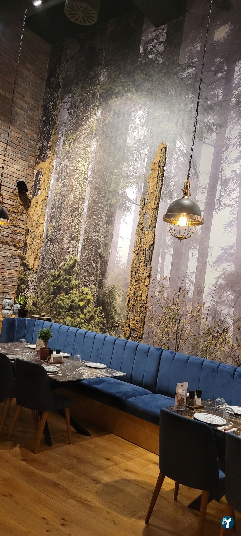 Beeves Grill & Brasserie