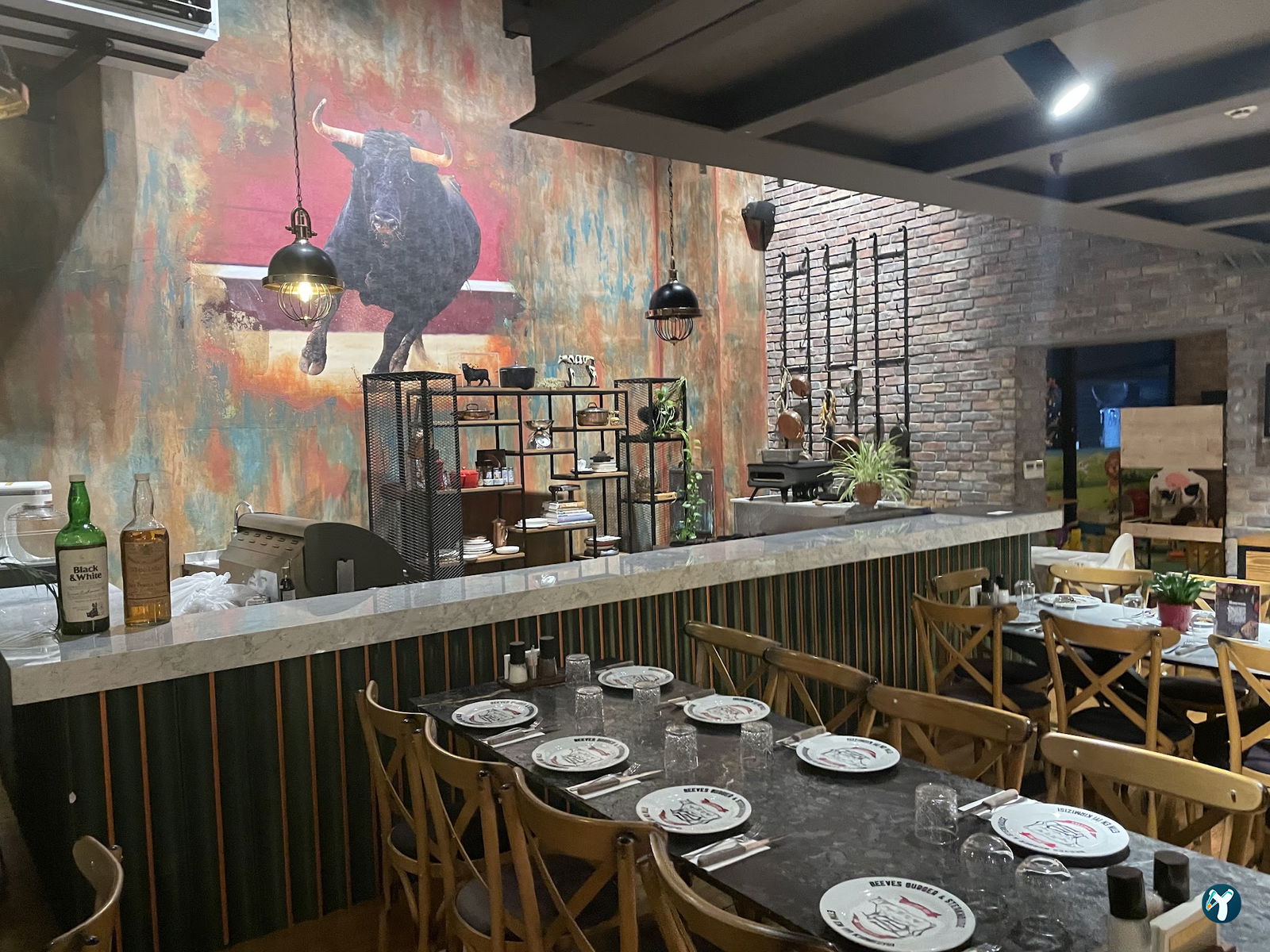 Beeves Grill & Brasserie