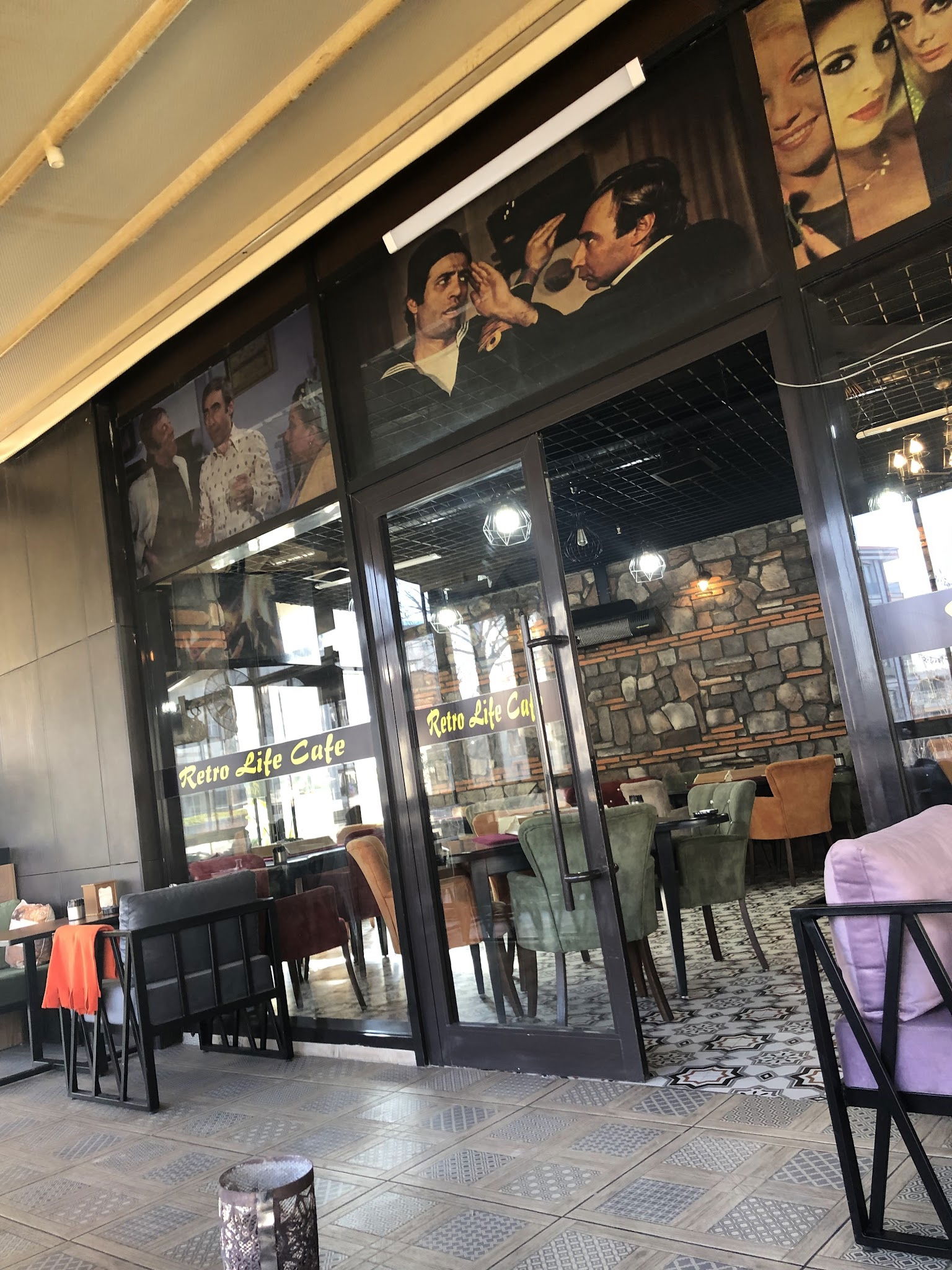 Kaan Cafe Restaurant خان رستورانت Khan Restaurant