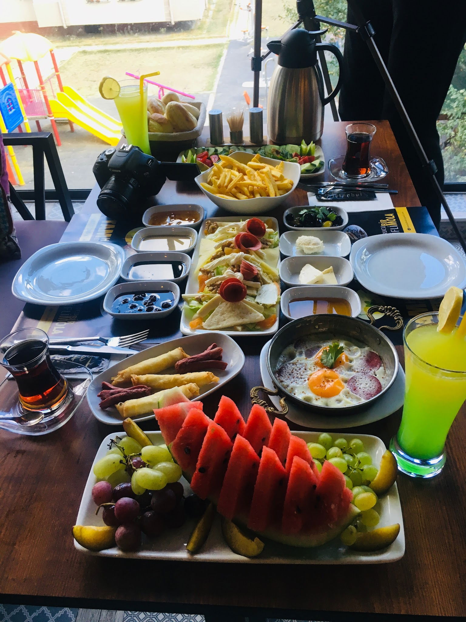 Kaan Cafe Restaurant خان رستورانت Khan Restaurant