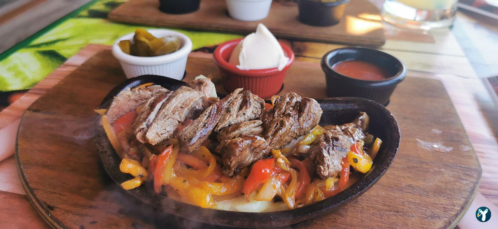 Kaan Cafe Restaurant خان رستورانت Khan Restaurant