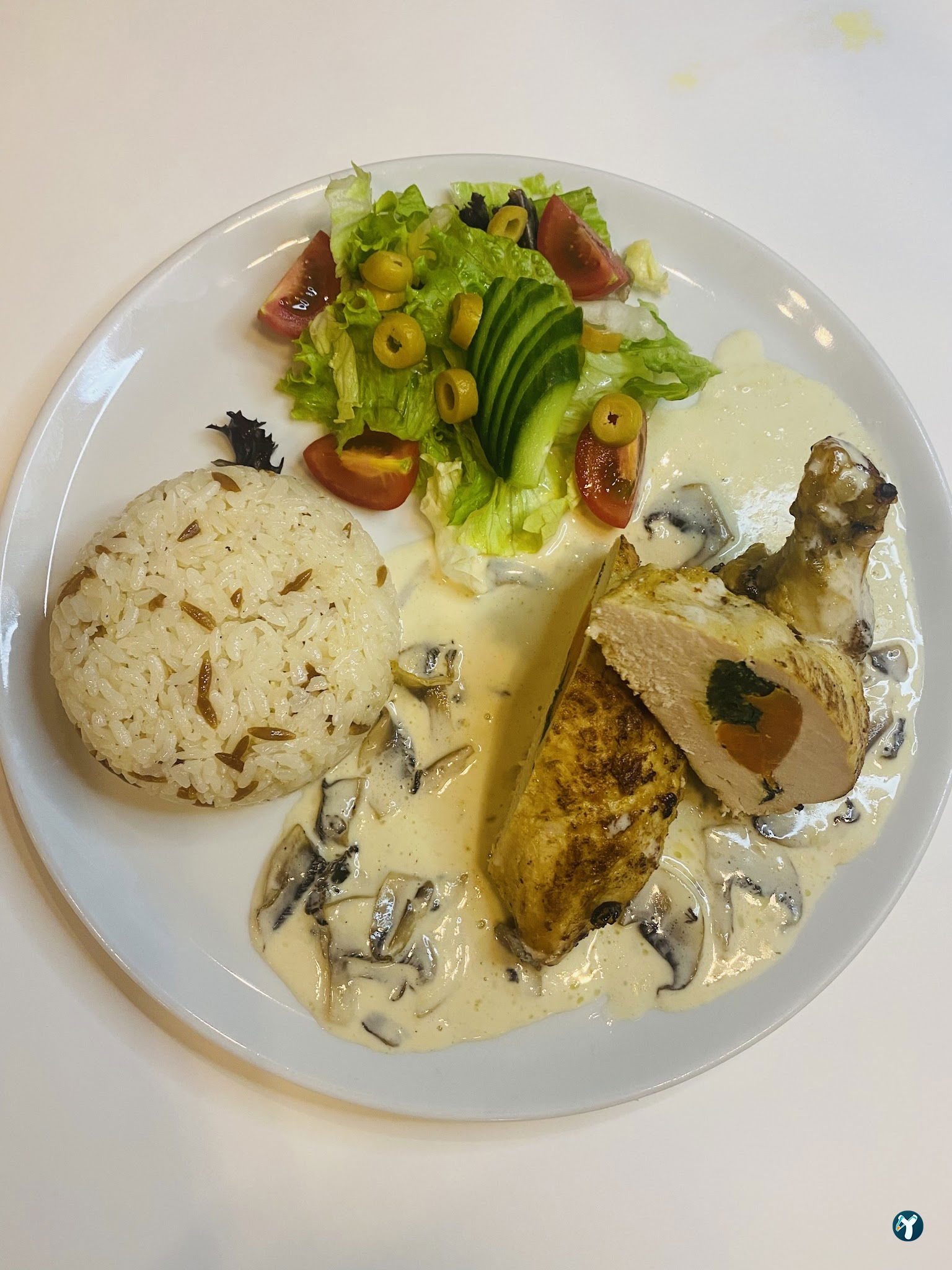 Kaan Cafe Restaurant خان رستورانت Khan Restaurant