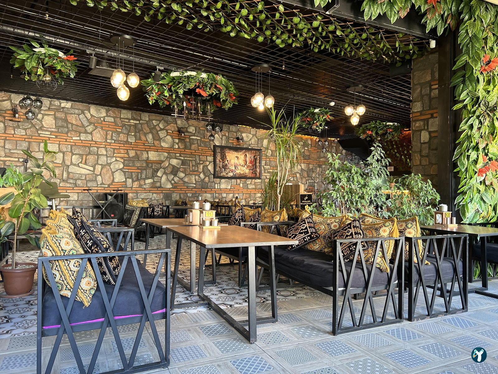 Kaan Cafe Restaurant خان رستورانت Khan Restaurant