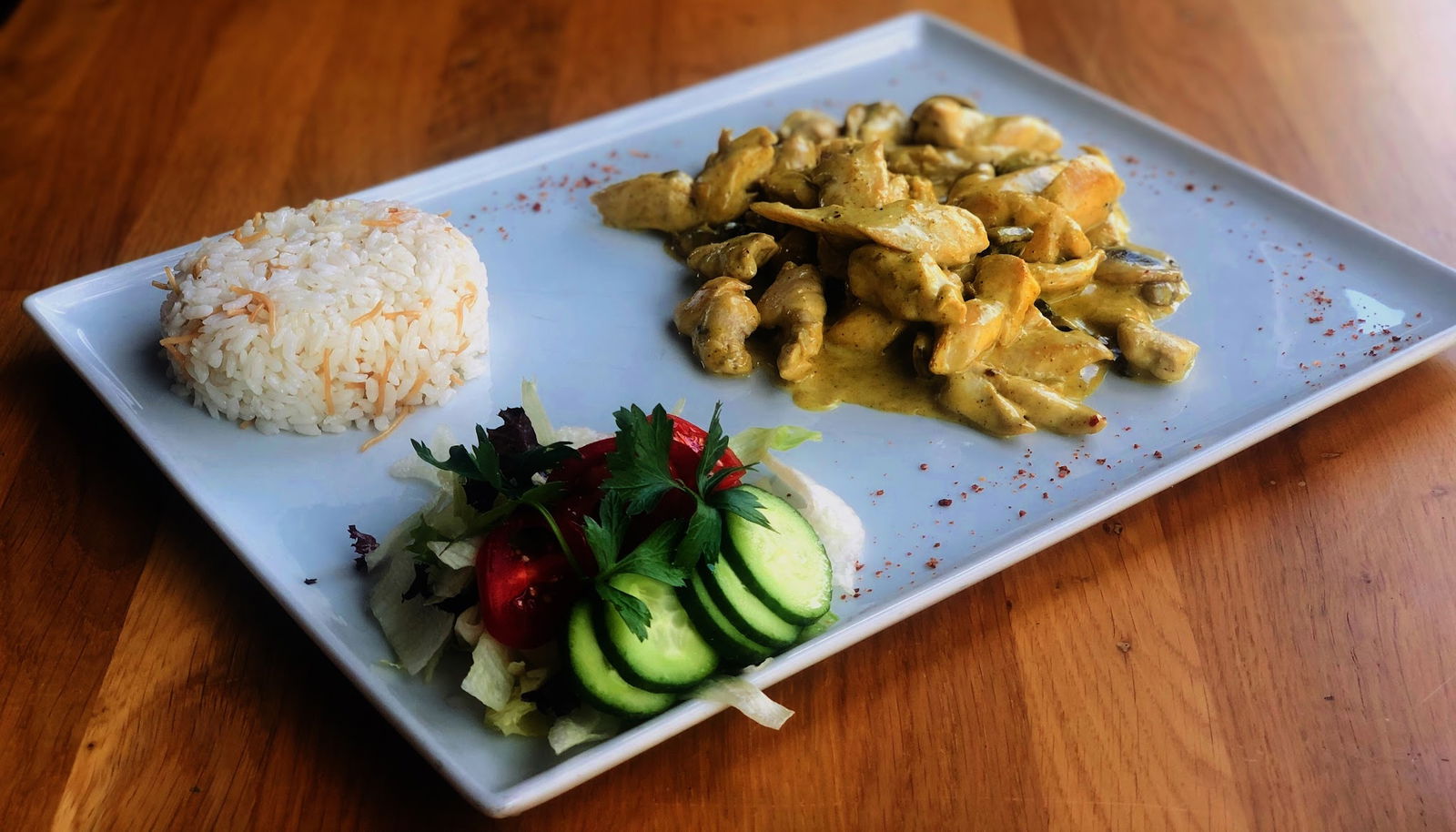 Kaan Cafe Restaurant خان رستورانت Khan Restaurant