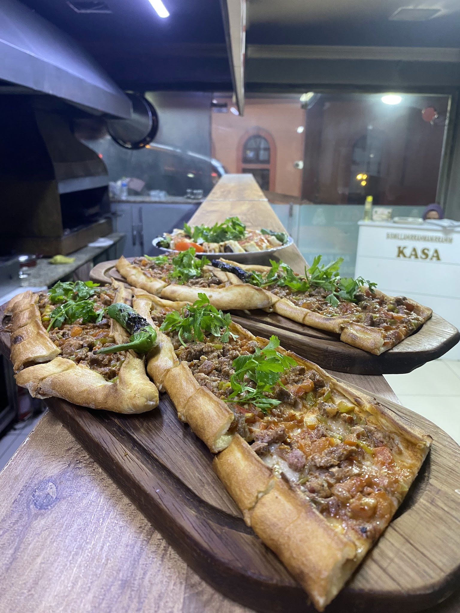 Köroğlu Kebap İskender Pi̇de Lahmacun