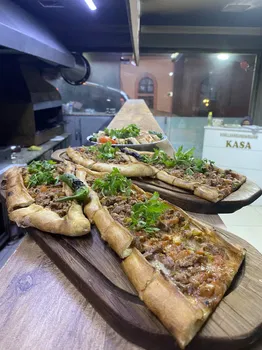 Köroğlu Kebap İskender Pi̇de Lahmacun resimleri
