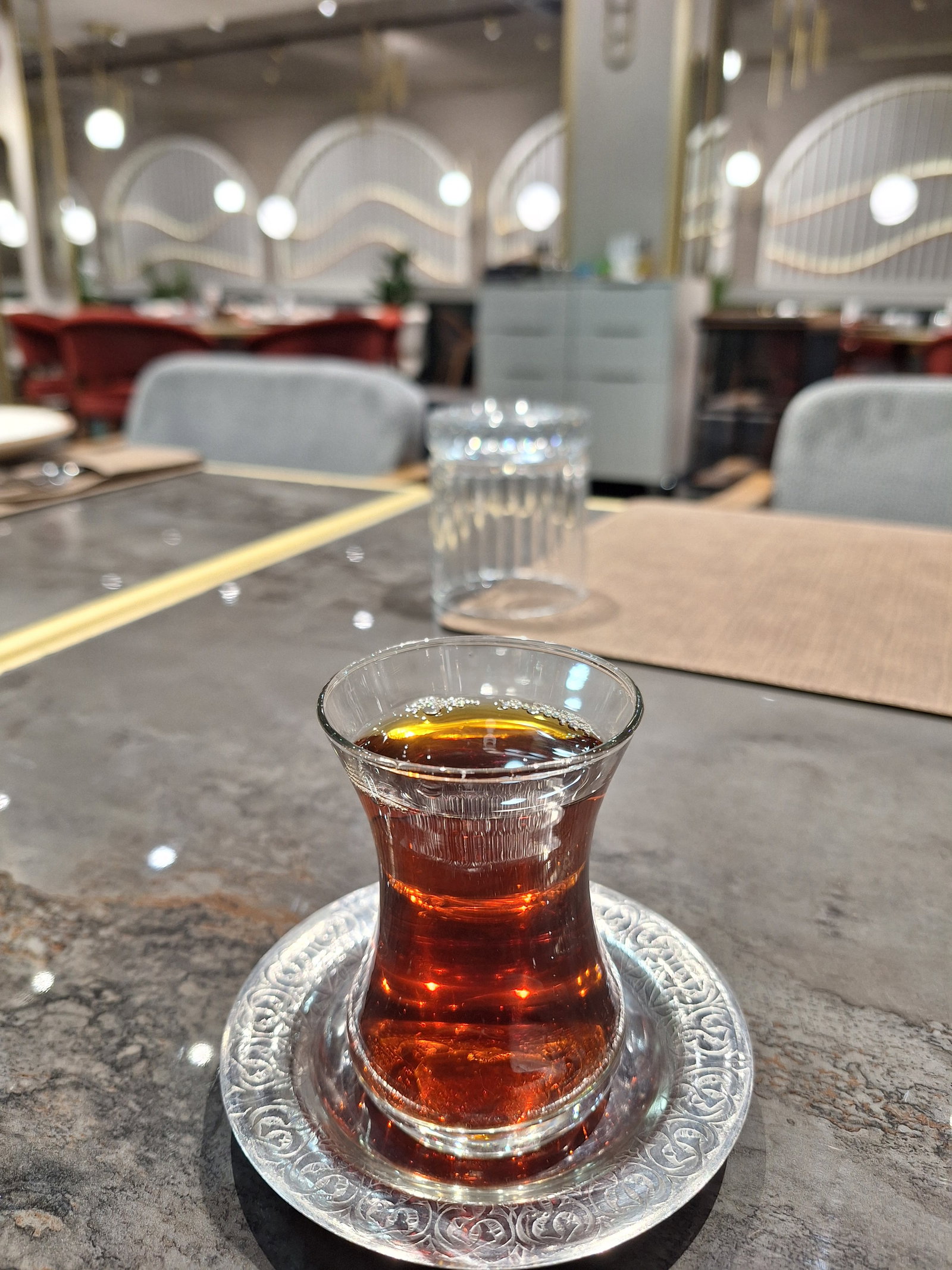 Usre Restoran