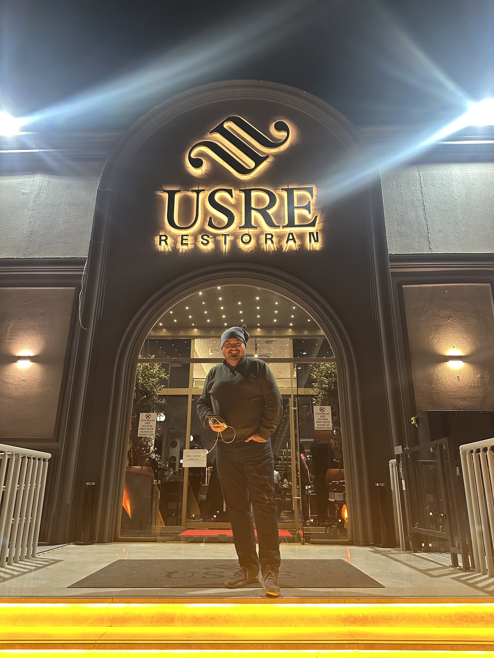 Usre Restoran