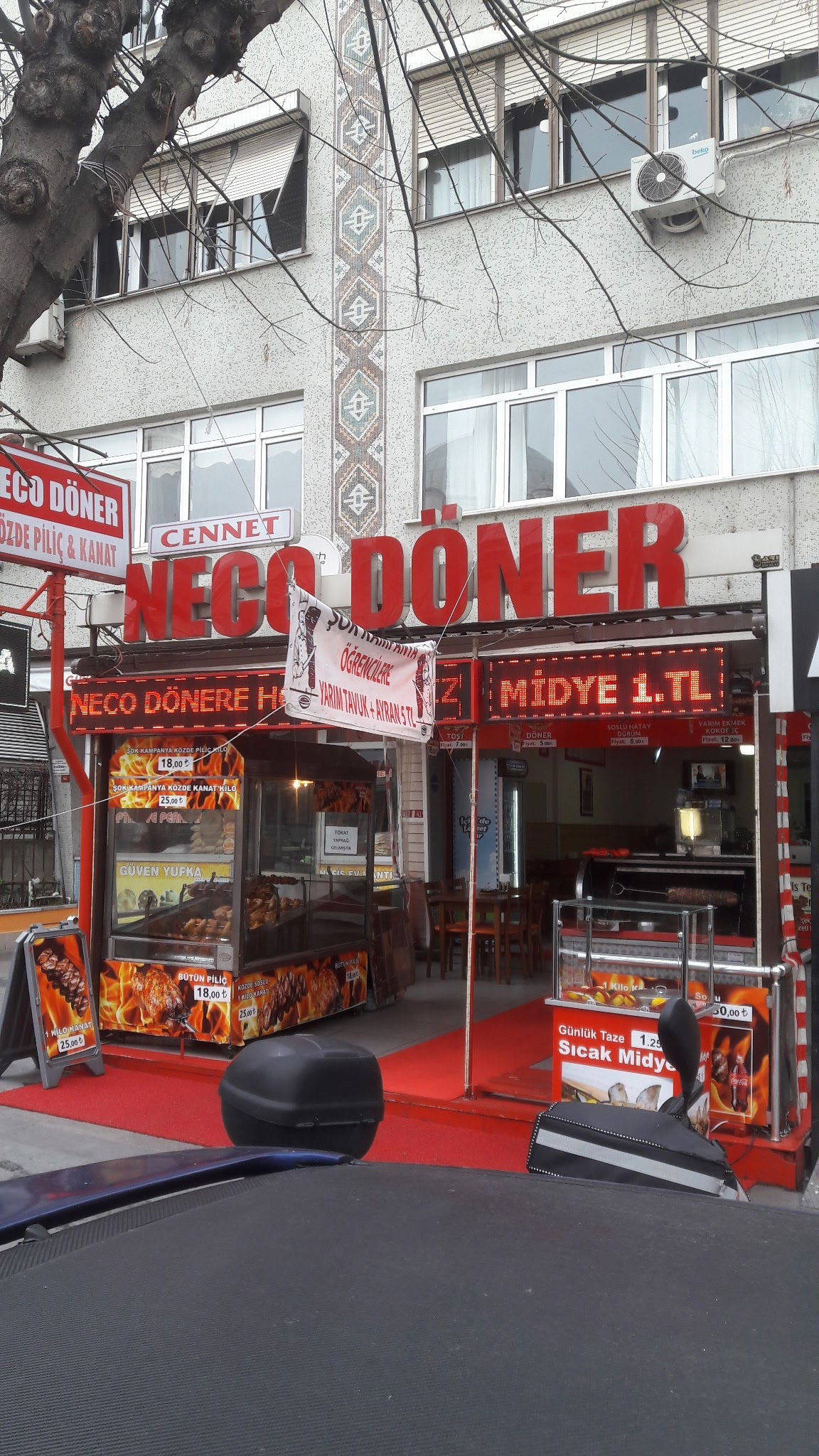 Neco Döner Közde Piliç & Kanat,Küçükçekmece Cennet Mh.