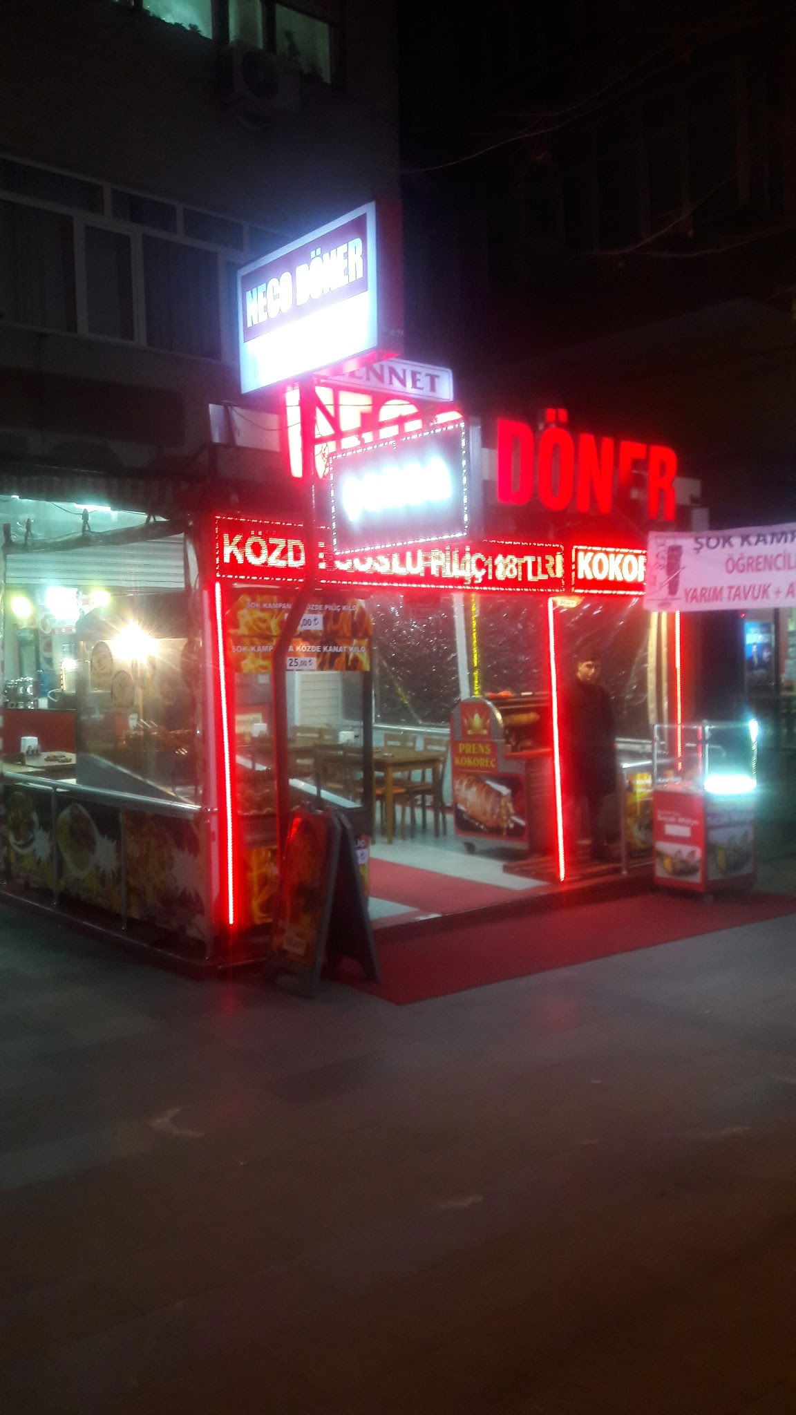 Neco Döner Közde Piliç & Kanat,Küçükçekmece Cennet Mh.