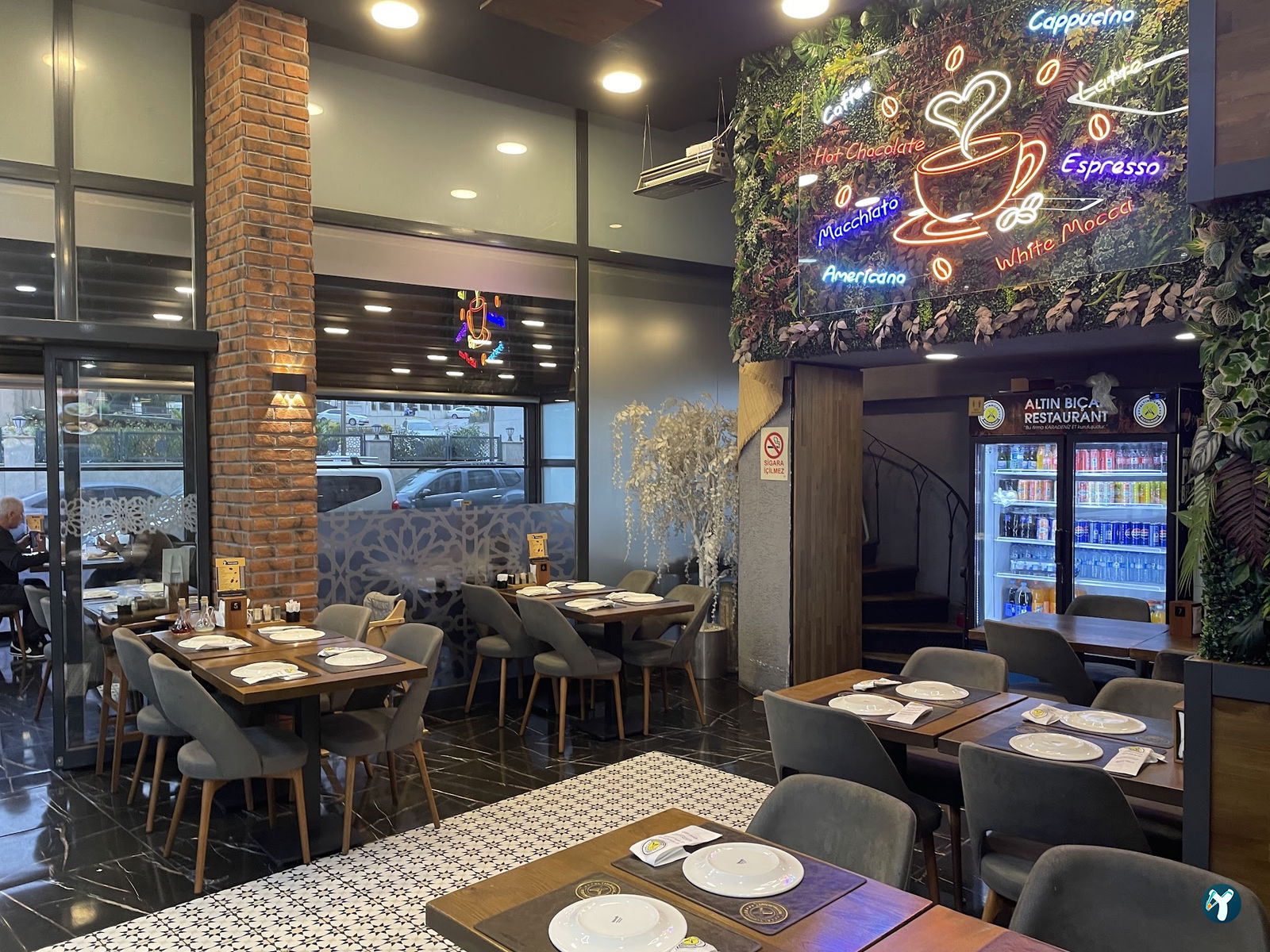 Altın Bıçak Restaurant
