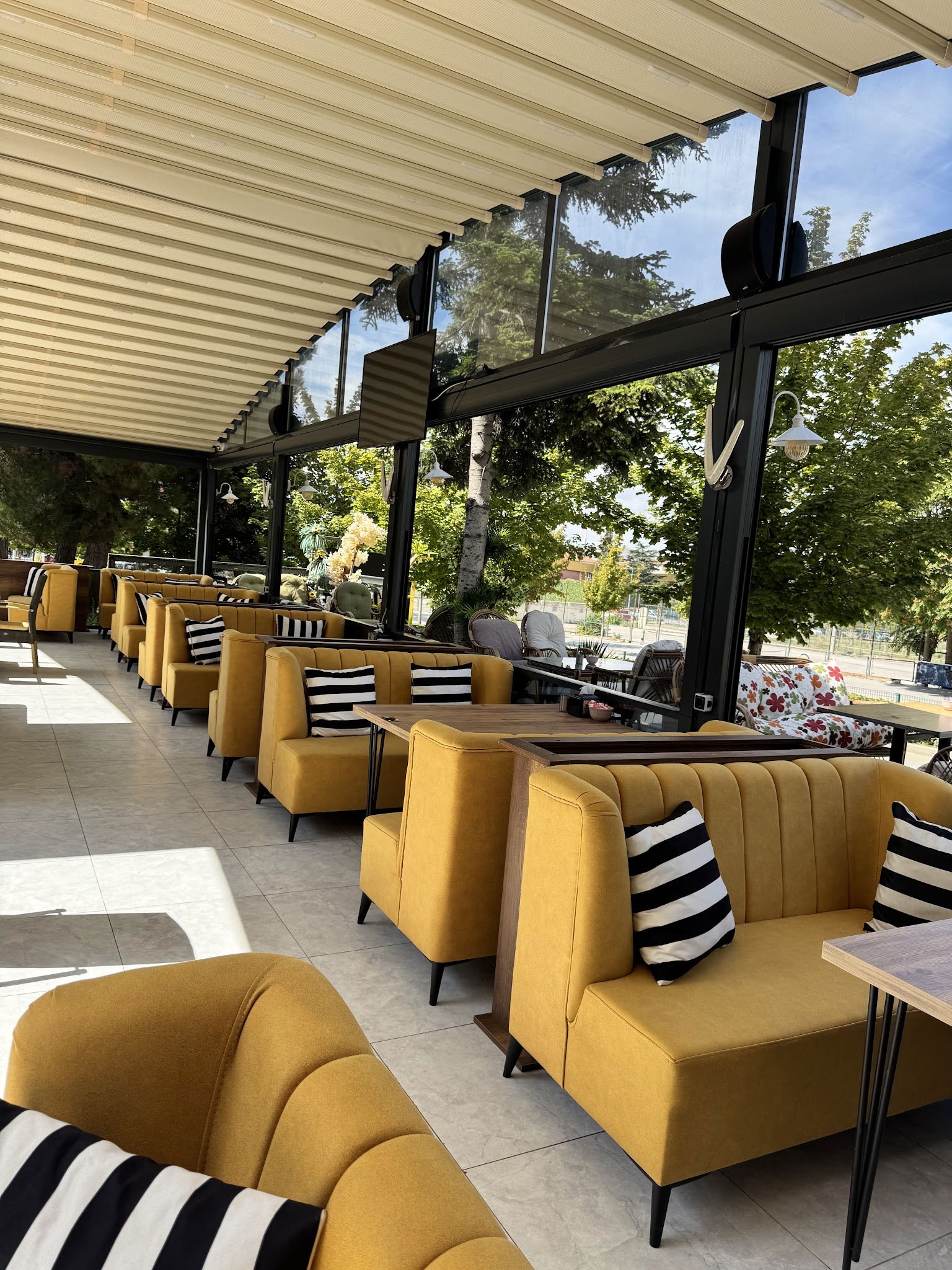 Anıt Cafe & Bistro