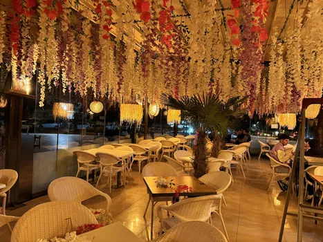 Anıt Cafe & Bistro resimleri