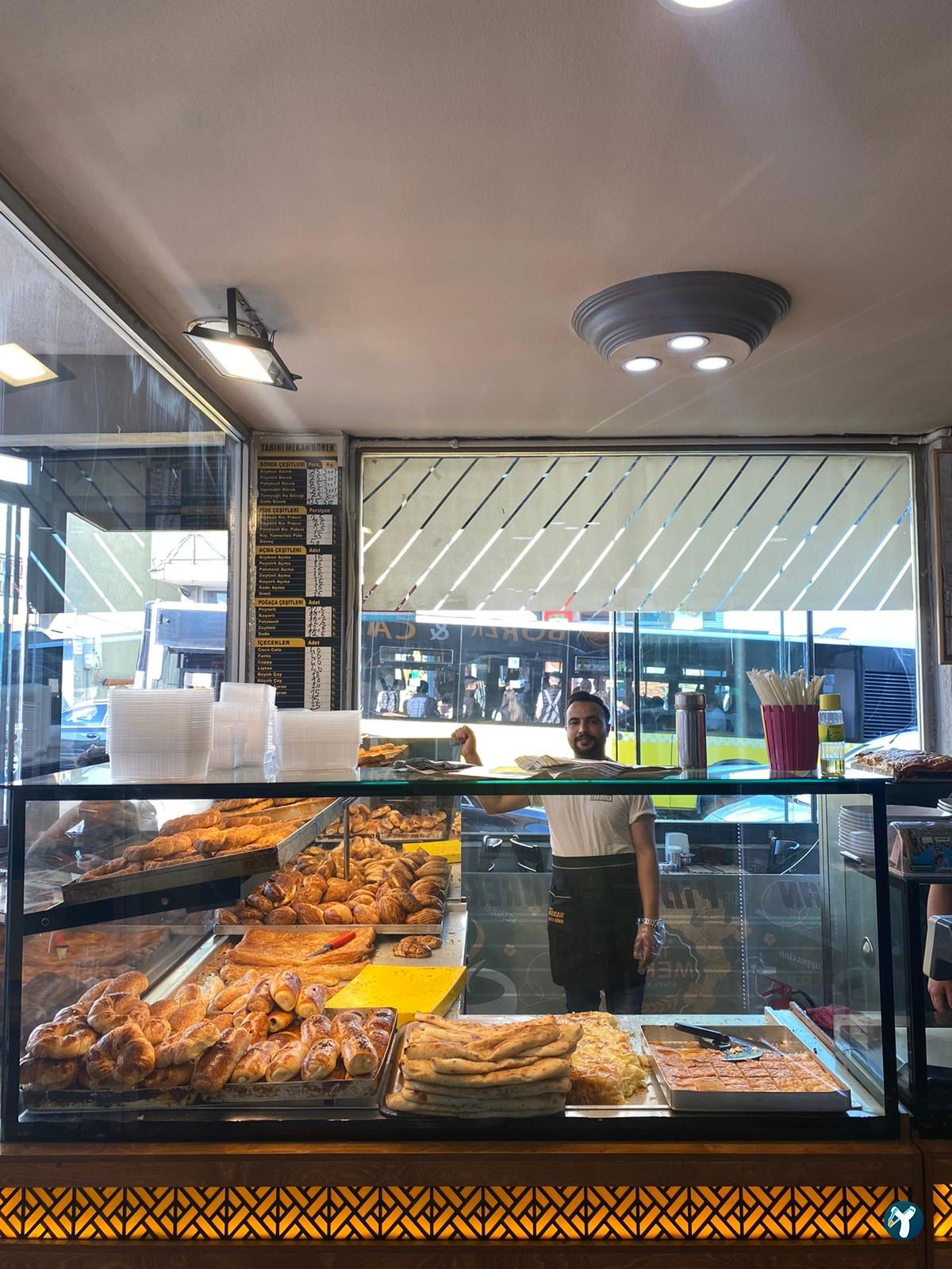 Mekan Cafe Börek Ve Pide