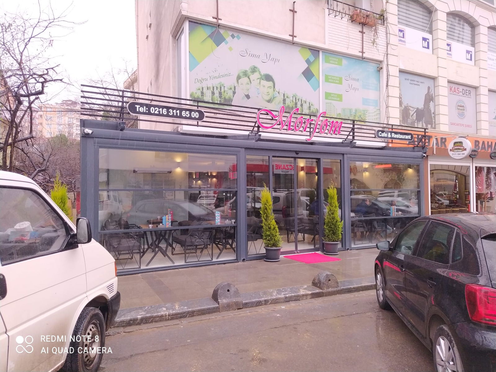 Morfom Cafe Restaurant