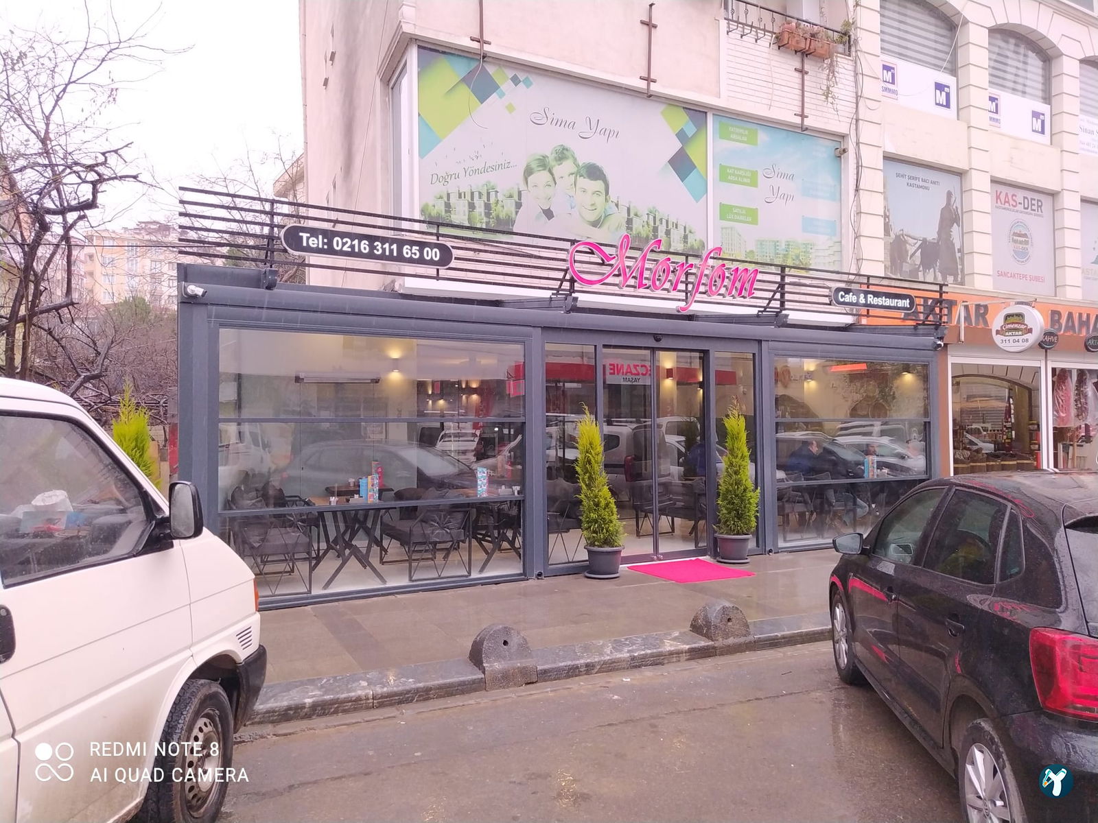 Morfom Cafe Restaurant