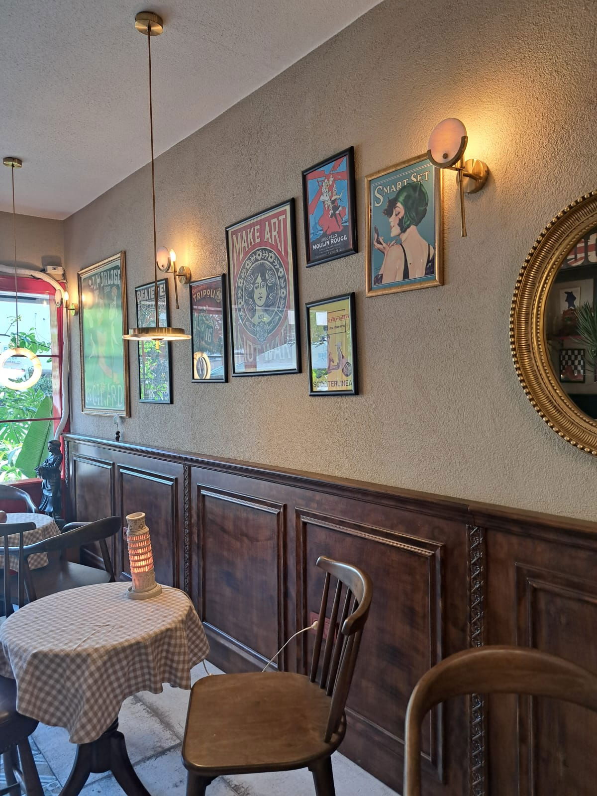 ‘S Shadow Coffee Breakfast Studio