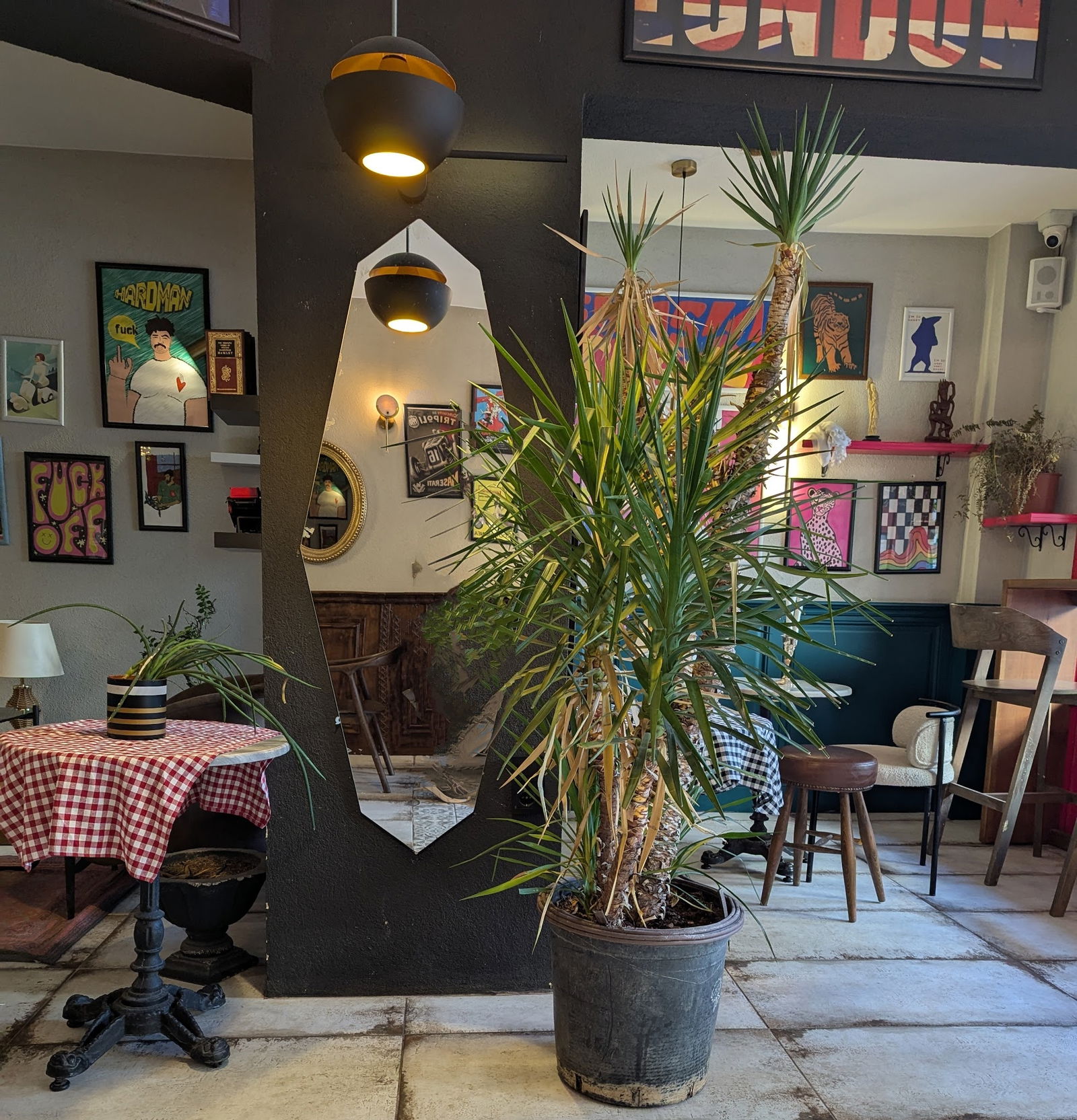 ‘S Shadow Coffee Breakfast Studio