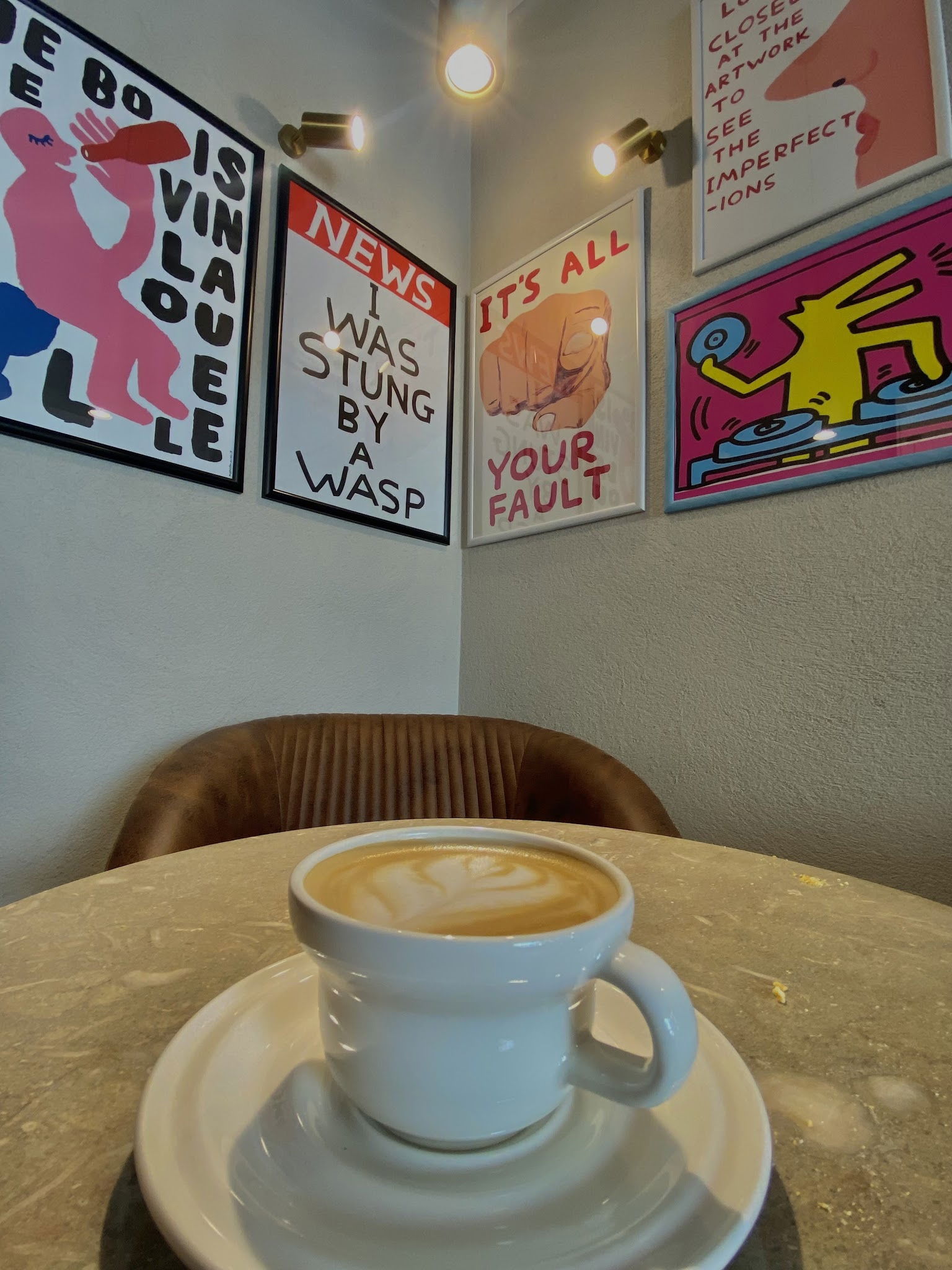 ‘S Shadow Coffee Breakfast Studio