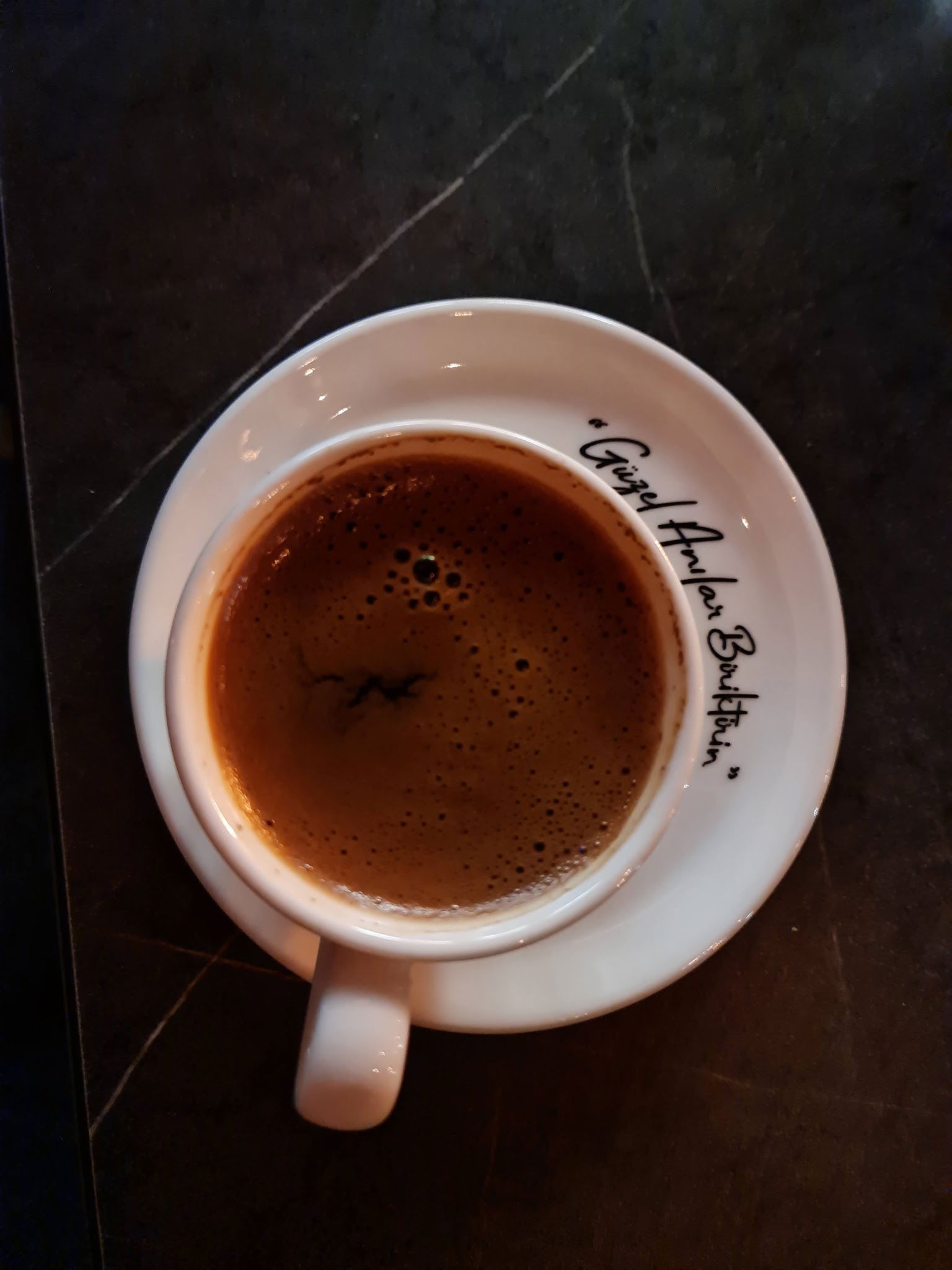 Bi'Hatıra Coffee & Chocolate
