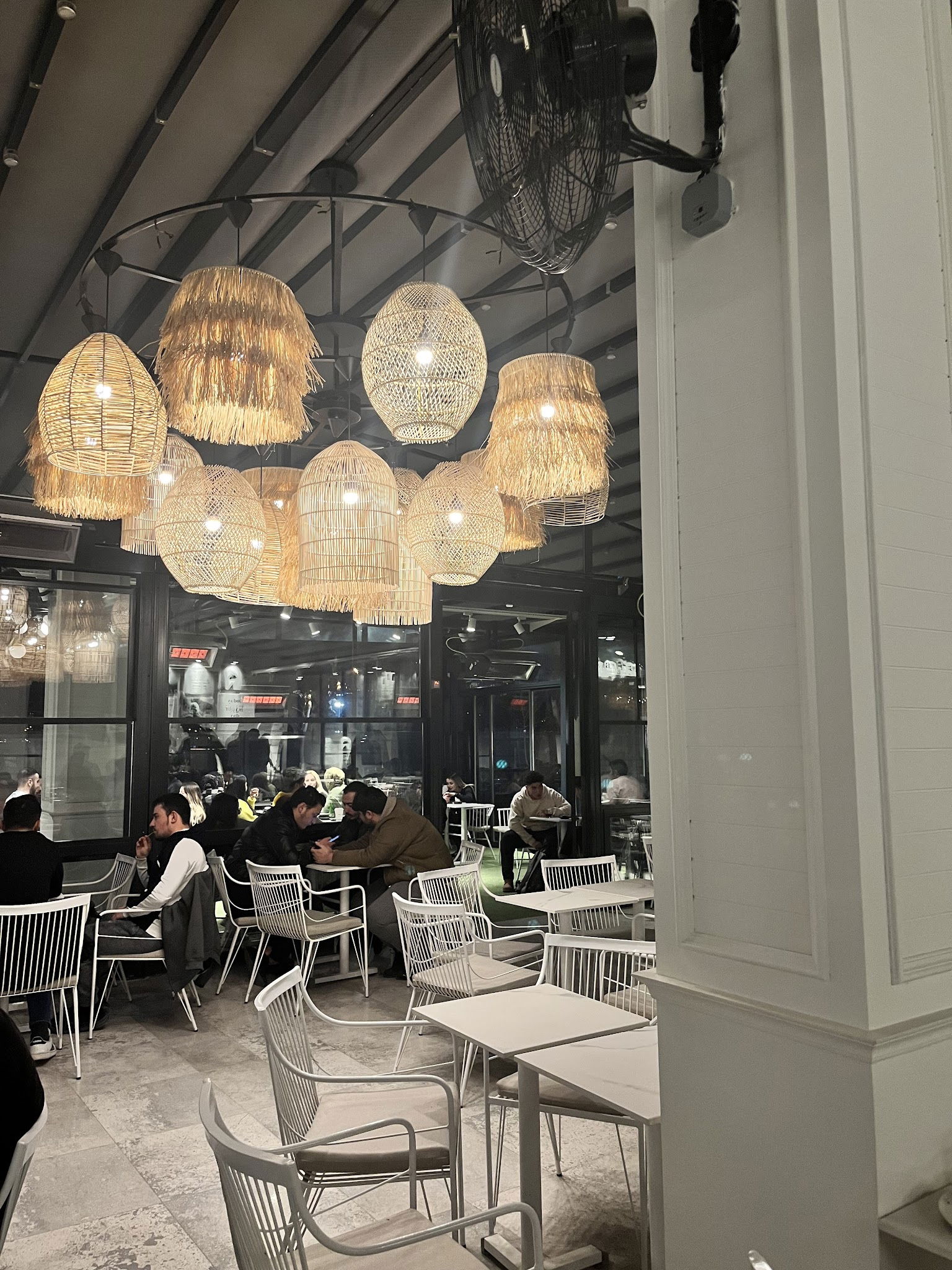 Bi'Hatıra Coffee & Chocolate