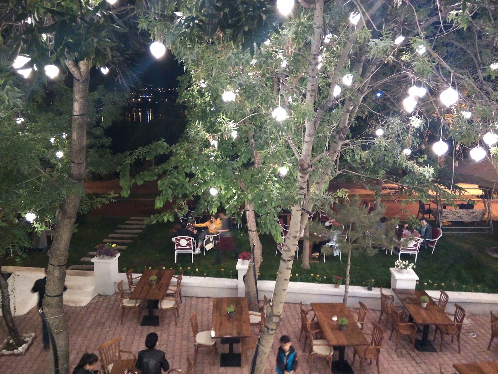 Bi'Hatıra Coffee & Chocolate