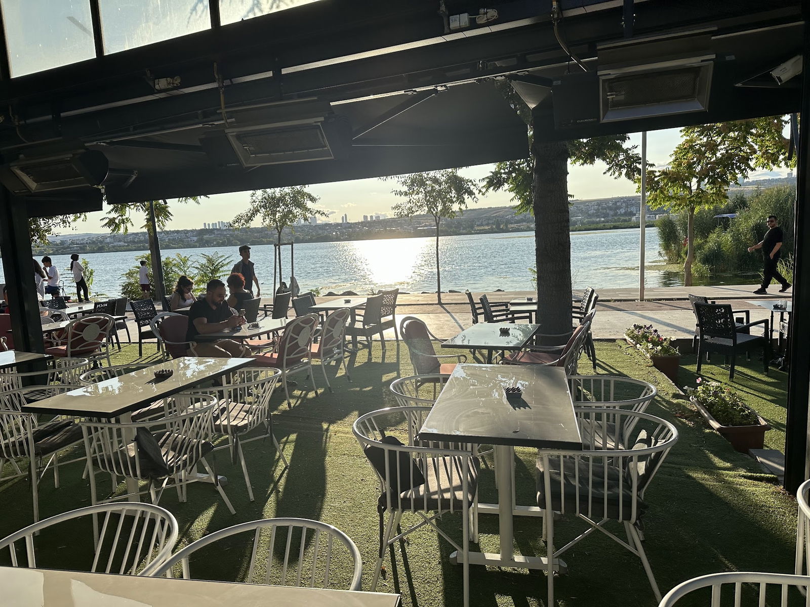 Bi'Hatıra Coffee & Chocolate