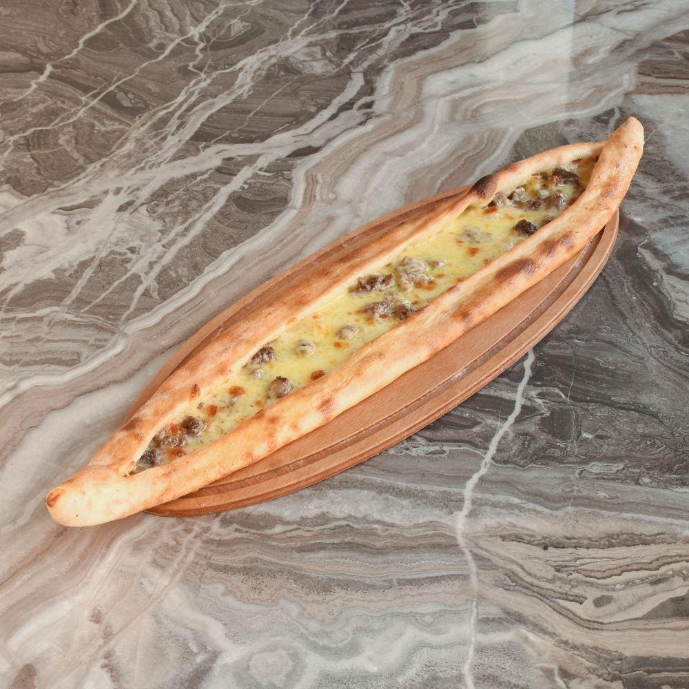 Kavurmalı Kaşarlı Pide (Açık)