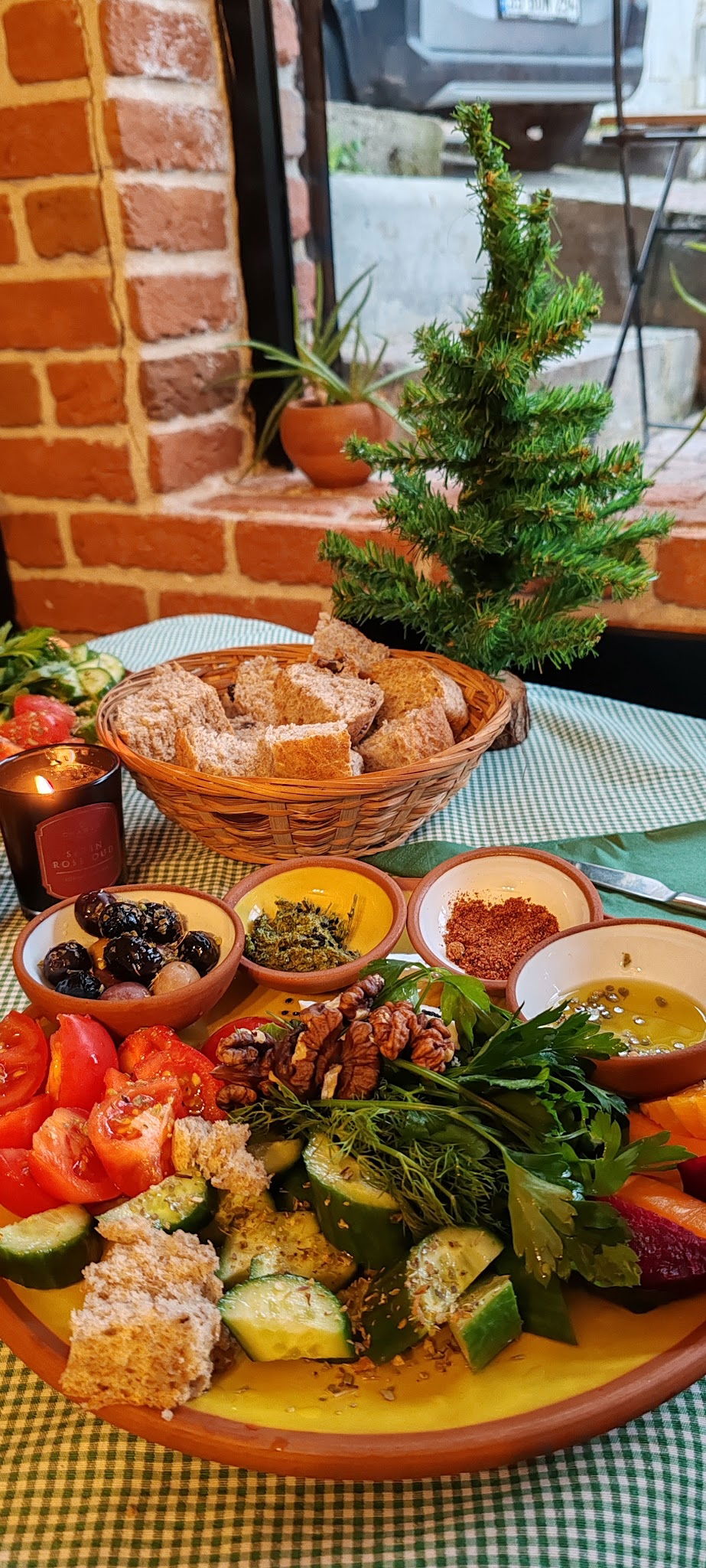 Firuzan Hanım Çiftliği