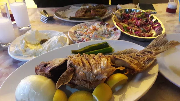 Çelik Lokantası Canlı Balık resimleri