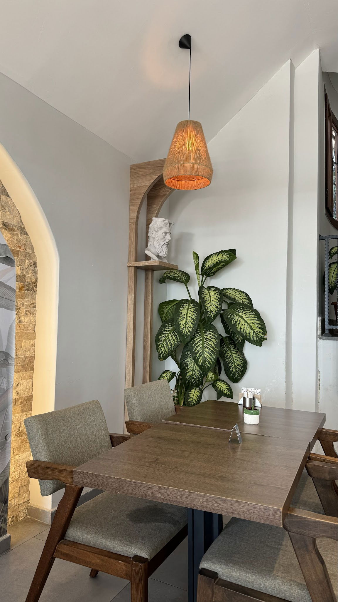 Noww Croissants & Coffee Mersin