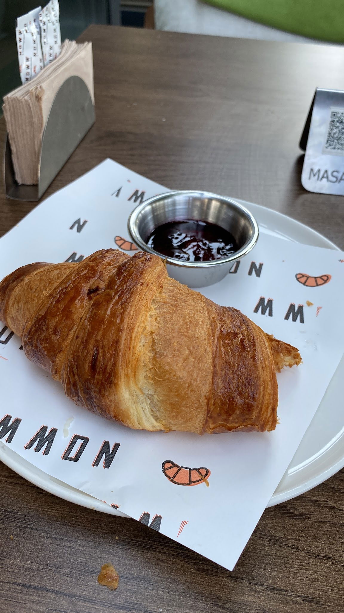 Noww Croissants & Coffee Mersin